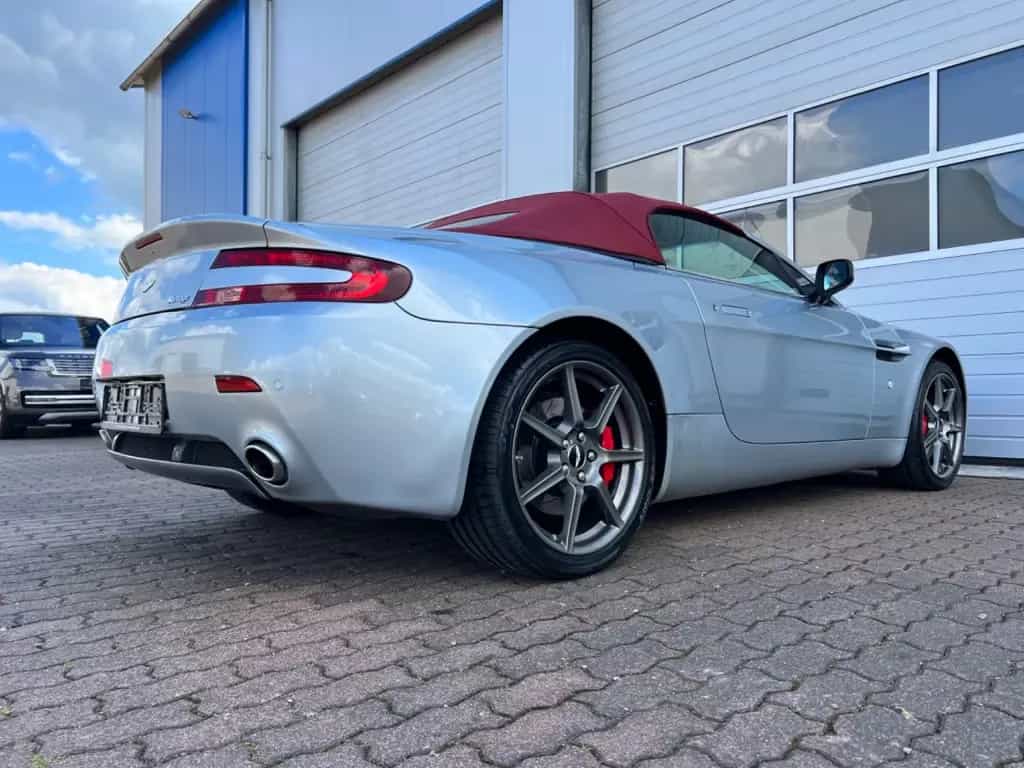 Aston Martin V8 Vantage ROADSTAR 4.3L SPORTSHIFT/LEATHER RED 07/2007-photo-11