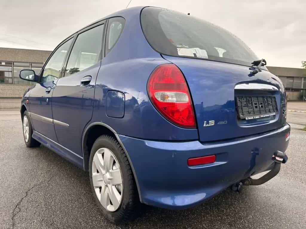Daihatsu Sirion 1.3 Top S ECO 4WD 04/2001-photo-2