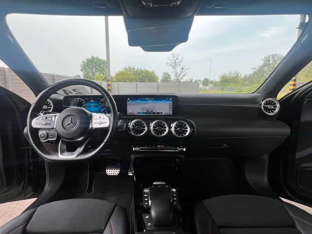Mercedes-Benz A-Class AMG 4M+ SPEEDSHIFT DCT 8G LED DISTRONIC 360° 03/2021-photo-11