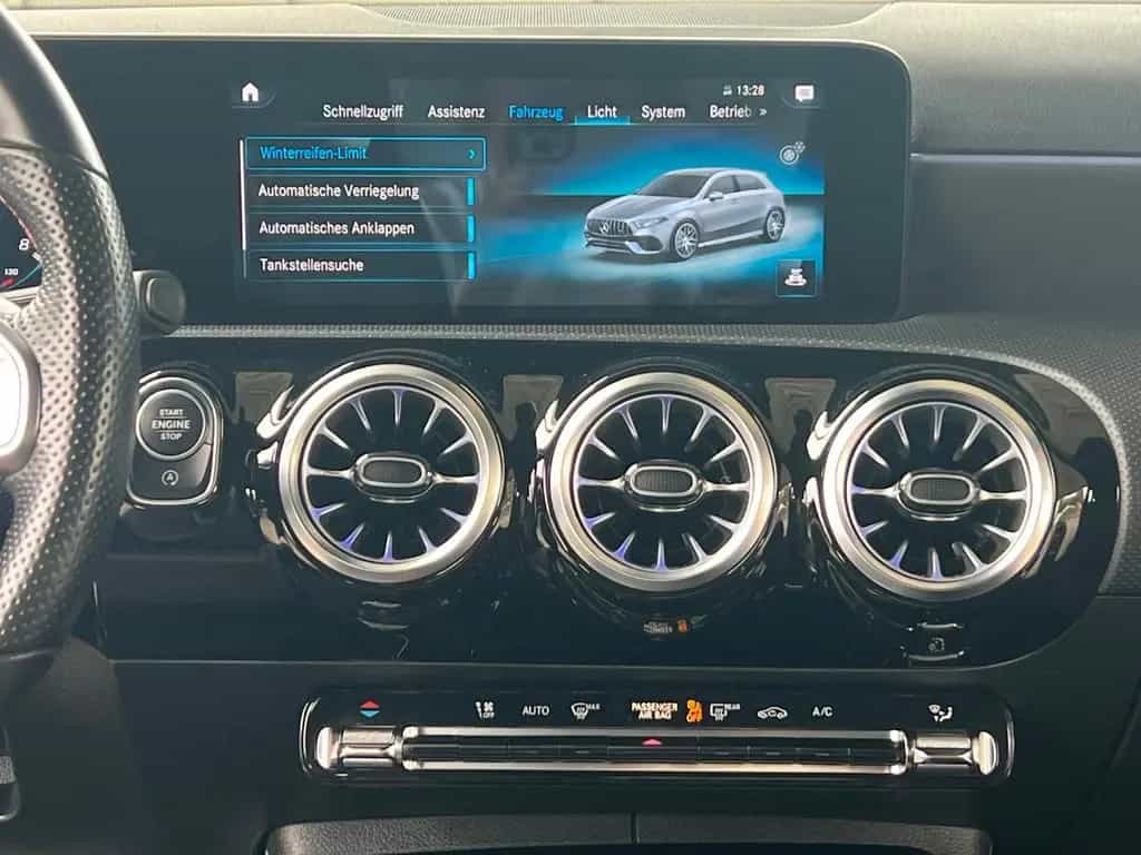 Mercedes-Benz A-Class AMG 4M+ SPEEDSHIFT DCT 8G LED DISTRONIC 360° 03/2021-photo-13