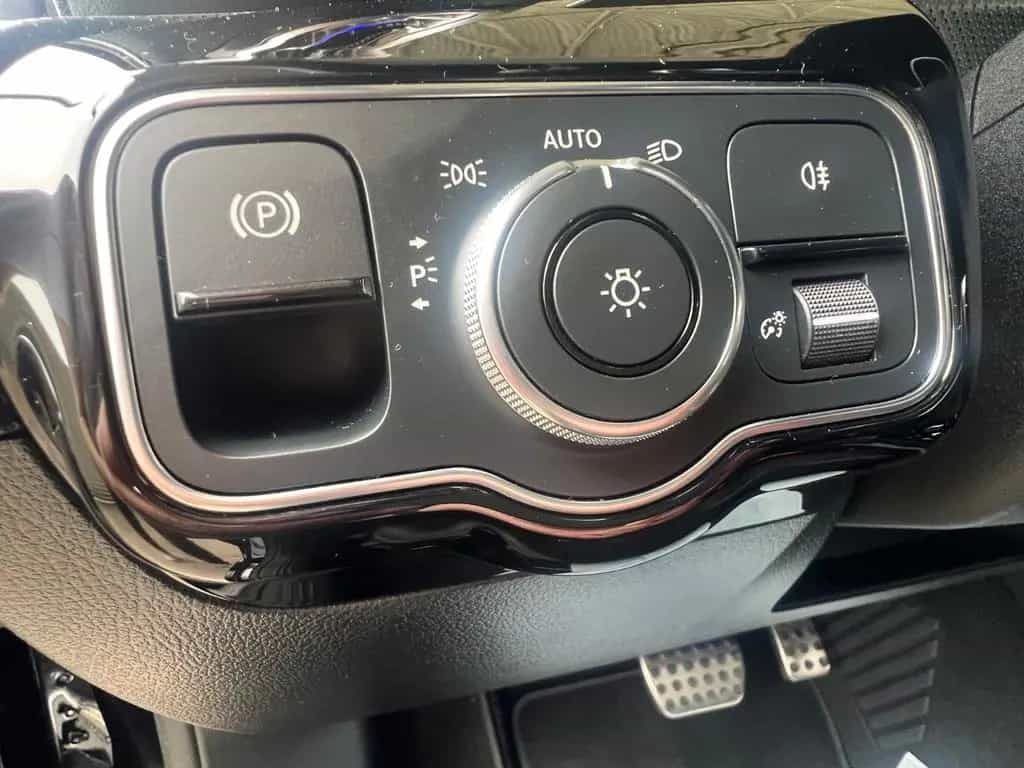 Mercedes-Benz A-Class AMG 4M+ SPEEDSHIFT DCT 8G LED DISTRONIC 360° 03/2021-photo-20