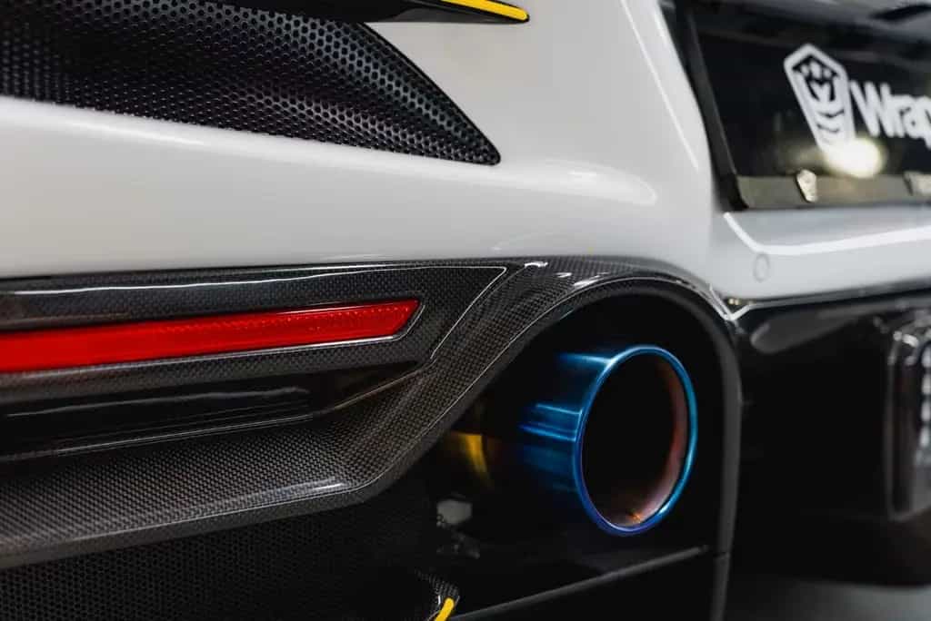 Ferrari F8 Spider MANSORY CARBON SOFTKIT 08/2021-photo-16