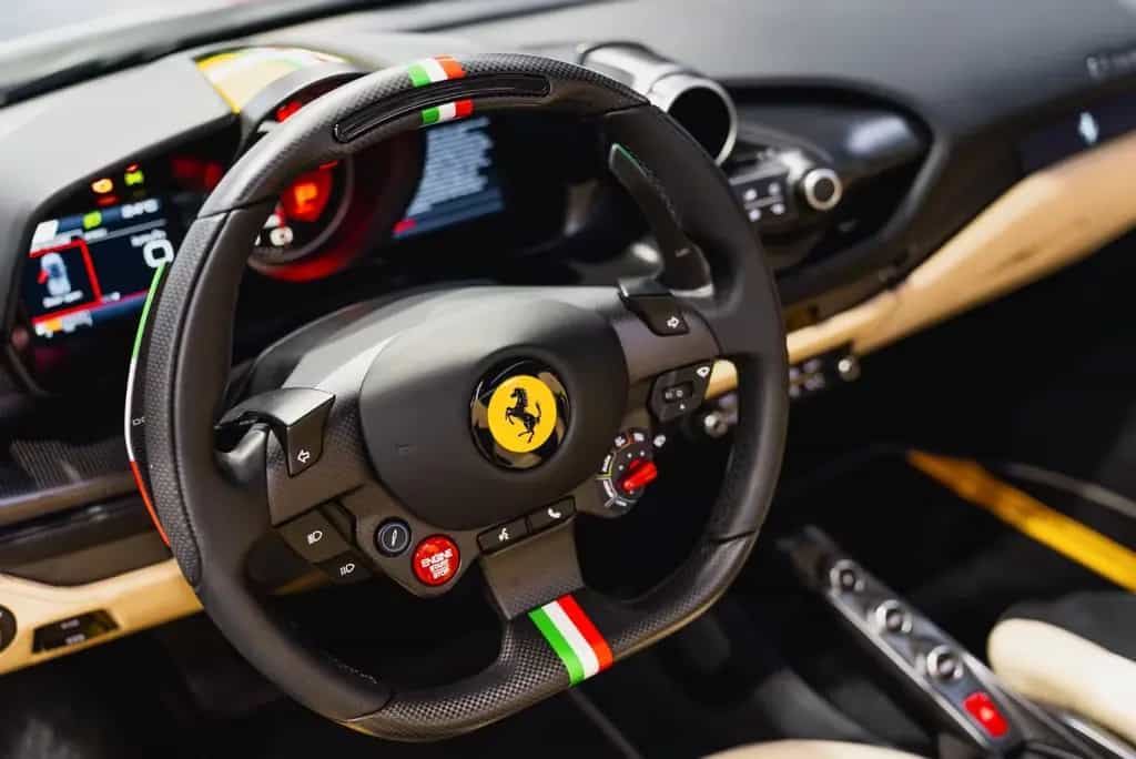 Ferrari F8 Spider MANSORY CARBON SOFTKIT 08/2021-photo-19