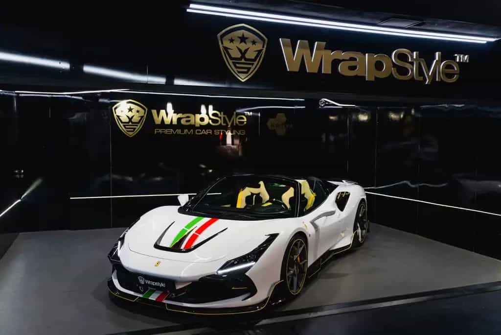 Ferrari F8 Spider MANSORY CARBON SOFTKIT 08/2021-photo-4
