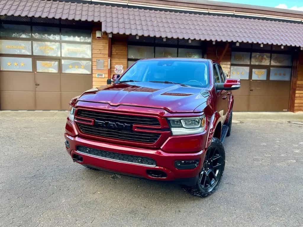 Dodge Laramie 12/2021-photo-2