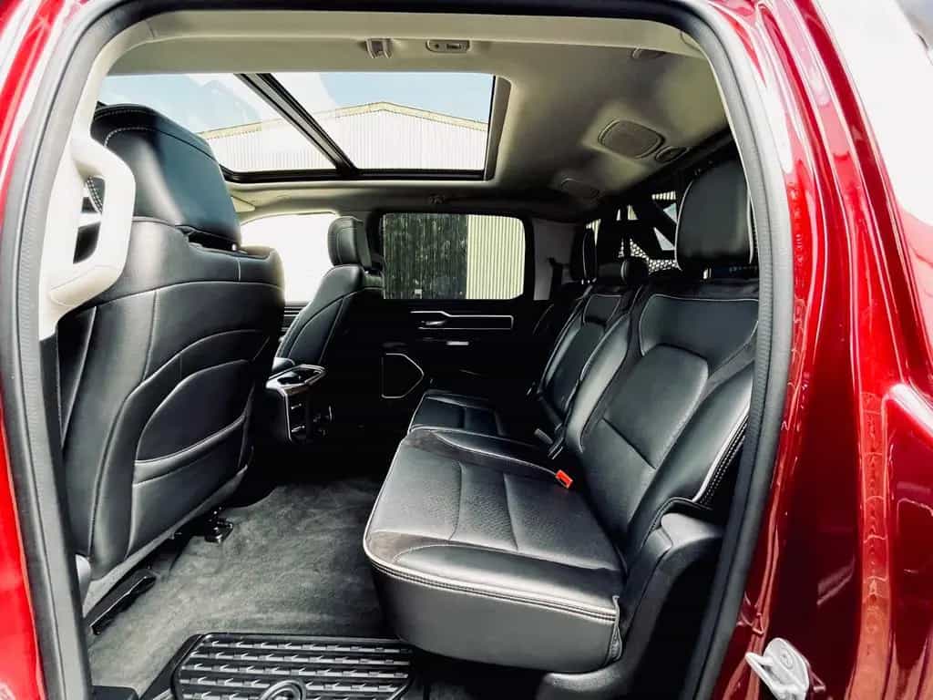Dodge Laramie 12/2021-photo-36