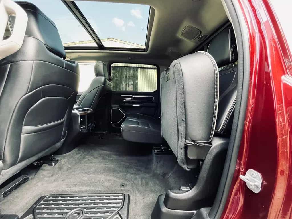 Dodge Laramie 12/2021-photo-37