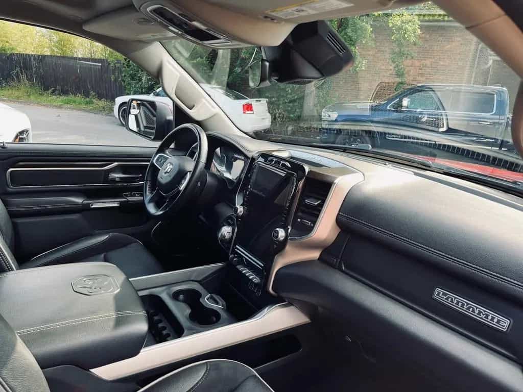 Dodge Laramie 12/2021-photo-48