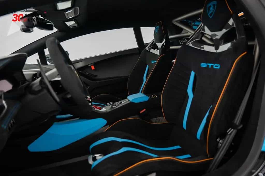 Lamborghini Huracán STO + BLU LAUFEY + Präsentation Konfig. 11/2021-photo-11