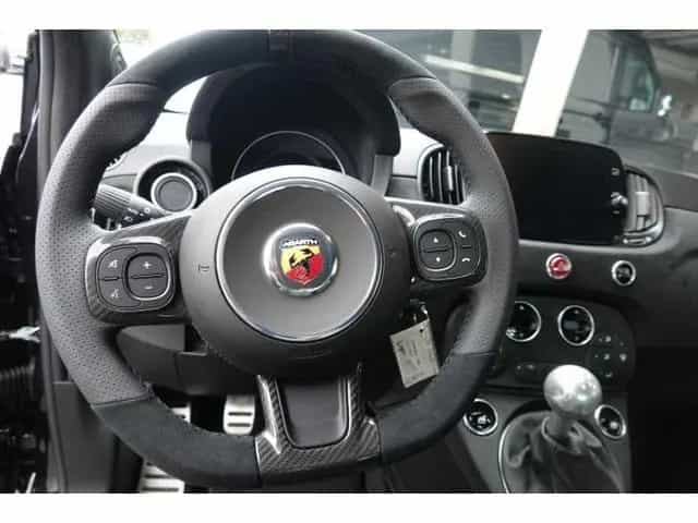 Abarth 695 75 Anniversario 1.4 T-Jet 180PS SONDERMODEL 06/2024-photo-4
