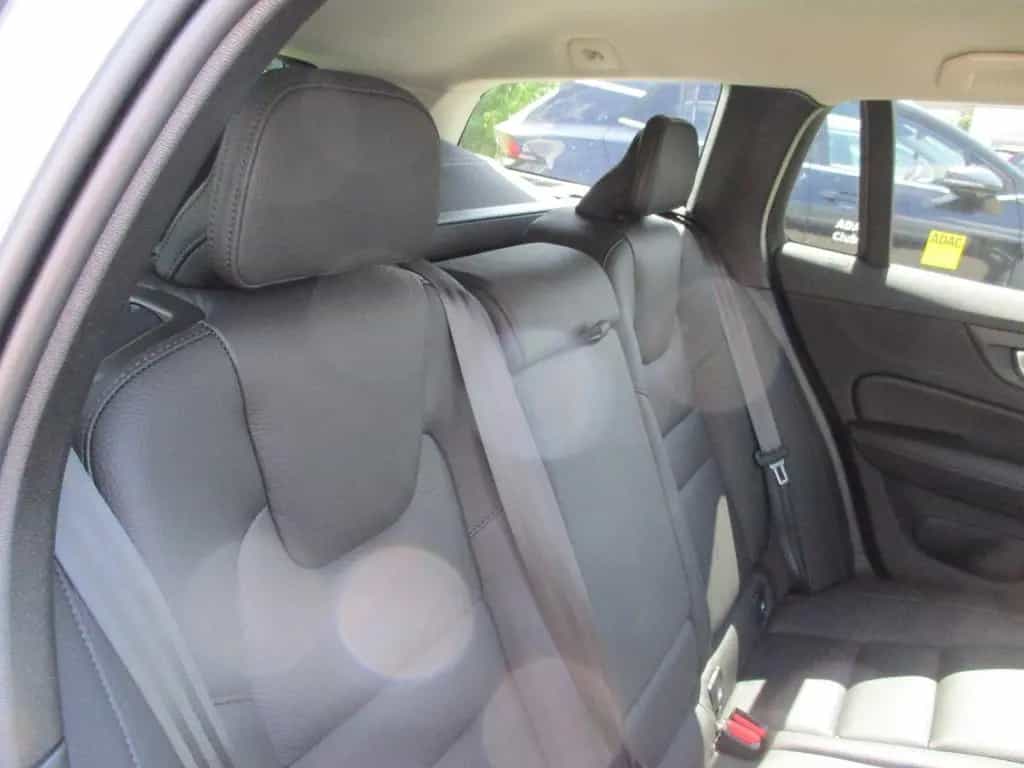 Volvo V60 Cross Country Plus AWD 08/2023-photo-6