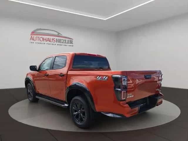 Isuzu D-Max Double Cab 4WD V-CROSS Navi LED Mehrzonenk 02/2025-photo-2