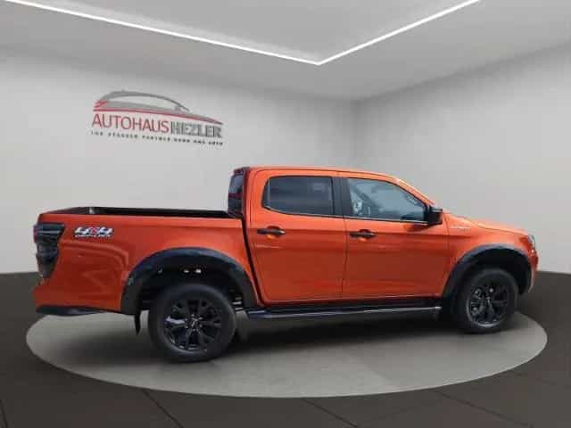 Isuzu D-Max Double Cab 4WD V-CROSS Navi LED Mehrzonenk 02/2025-photo-5