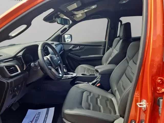 Isuzu D-Max Double Cab 4WD V-CROSS Navi LED Mehrzonenk 02/2025-photo-8