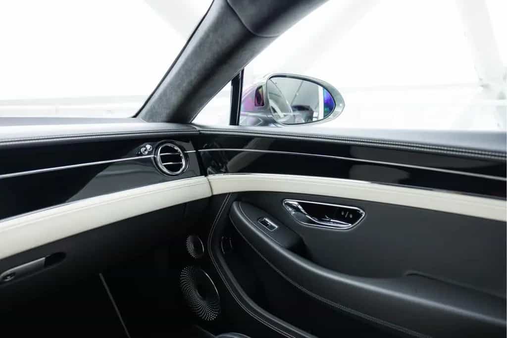 Bentley Continental GT 6.0 W12 | Rotating Display | City 08/2018-photo-13