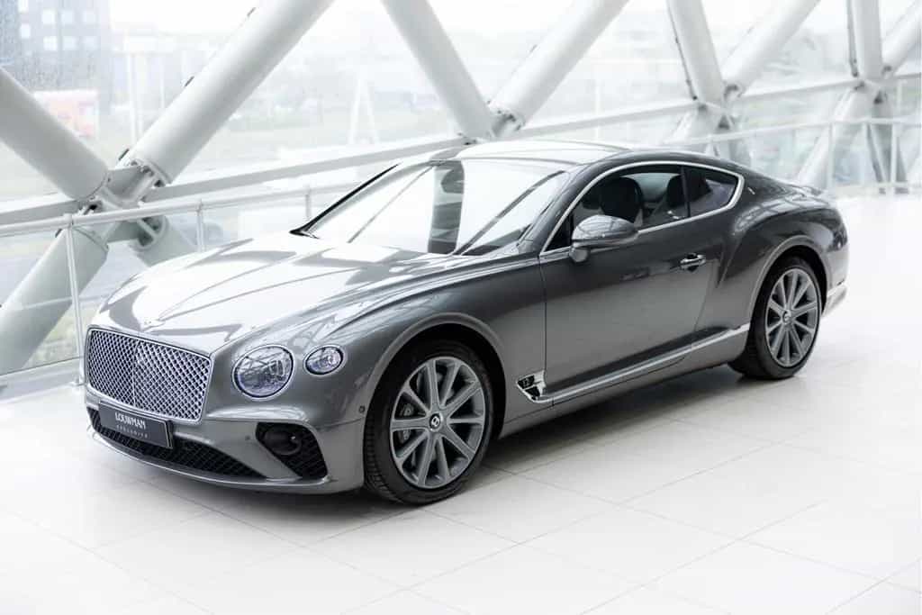 Bentley Continental GT 6.0 W12 | Rotating Display | City 08/2018-photo-26