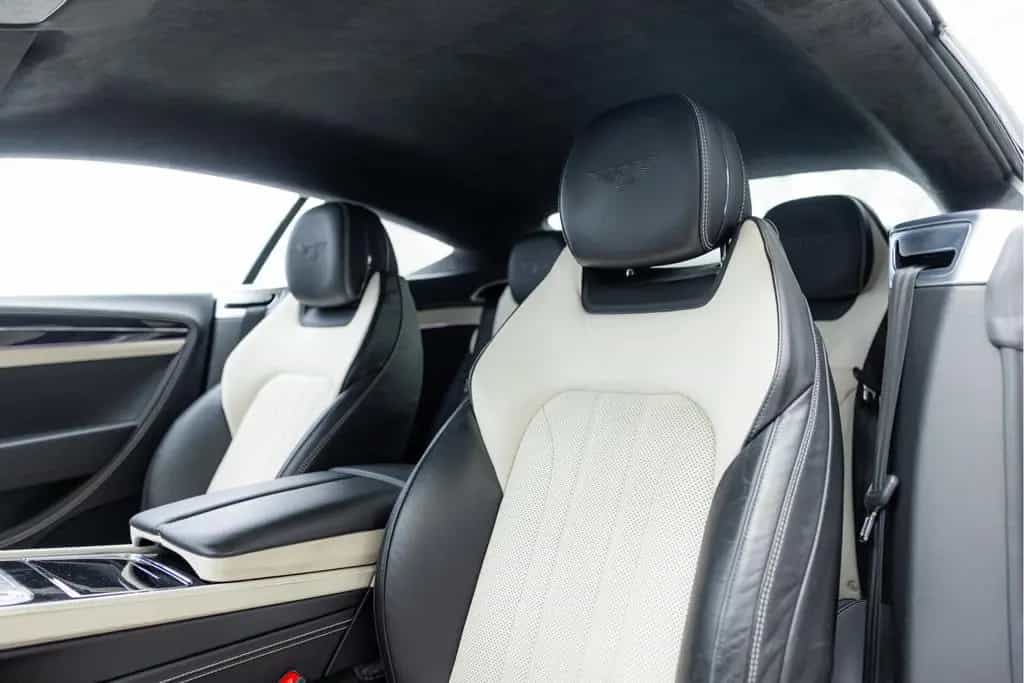 Bentley Continental GT 6.0 W12 | Rotating Display | City 08/2018-photo-3