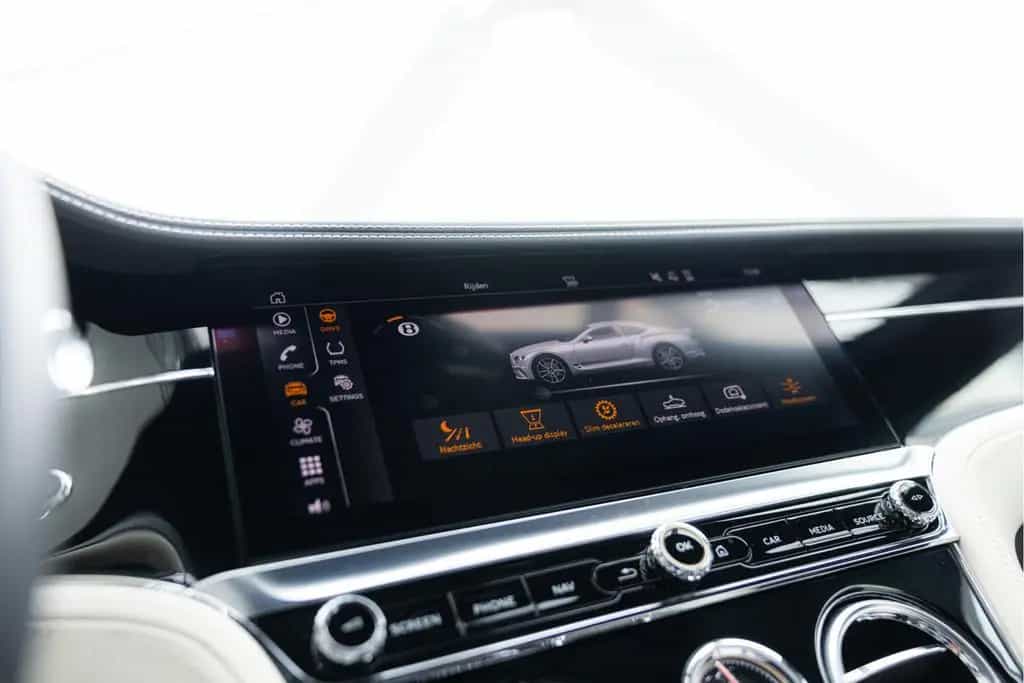 Bentley Continental GT 6.0 W12 | Rotating Display | City 08/2018-photo-37