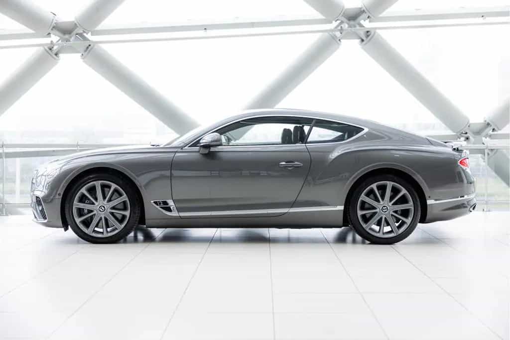 Bentley Continental GT 6.0 W12 | Rotating Display | City 08/2018-photo-5