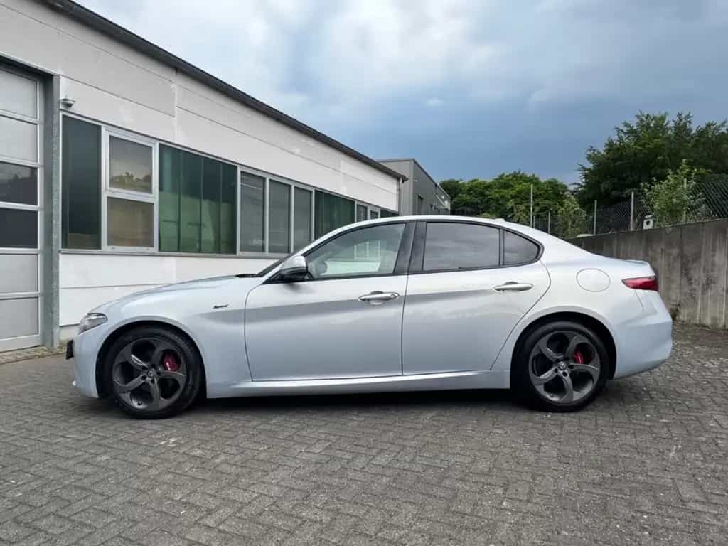 Alfa Romeo Giulia Sprint Veloce Interieur 01/2020-photo-1