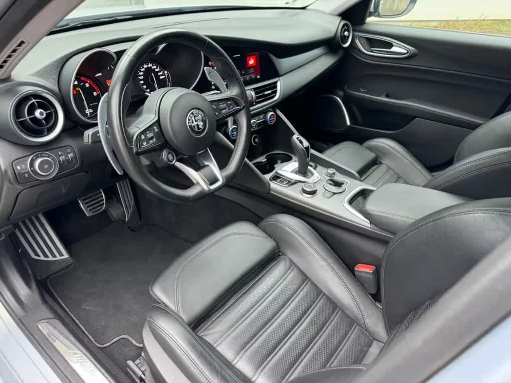 Alfa Romeo Giulia Sprint Veloce Interieur 01/2020-photo-13