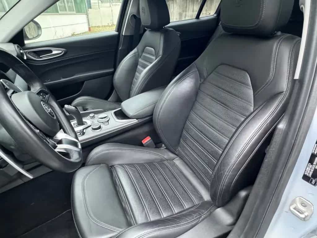 Alfa Romeo Giulia Sprint Veloce Interieur 01/2020-photo-14
