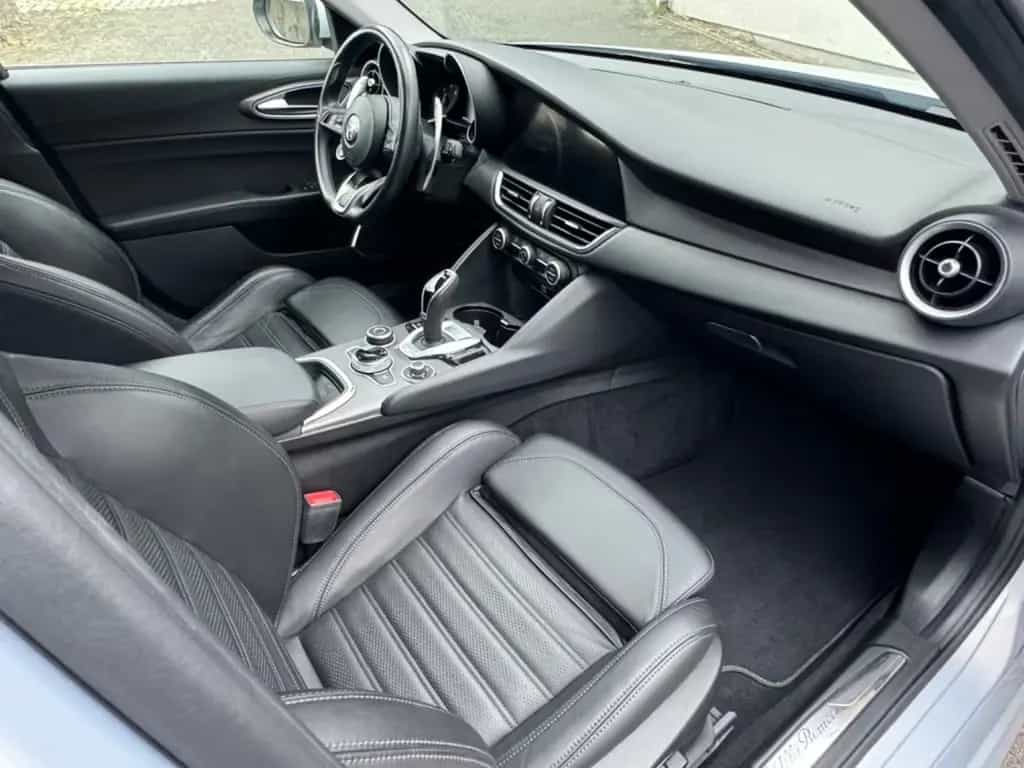 Alfa Romeo Giulia Sprint Veloce Interieur 01/2020-photo-8