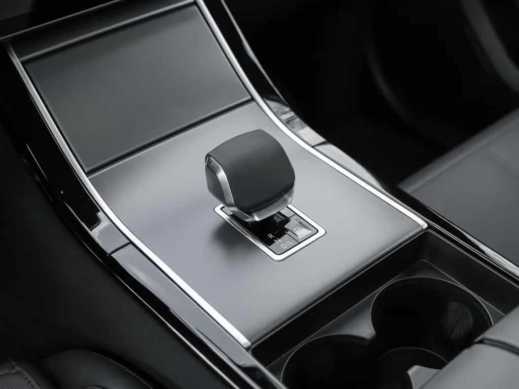 Land Rover Range Rover Rover Velar D300 Dynamic HSE PIXEL HUP 04/2025-photo-11
