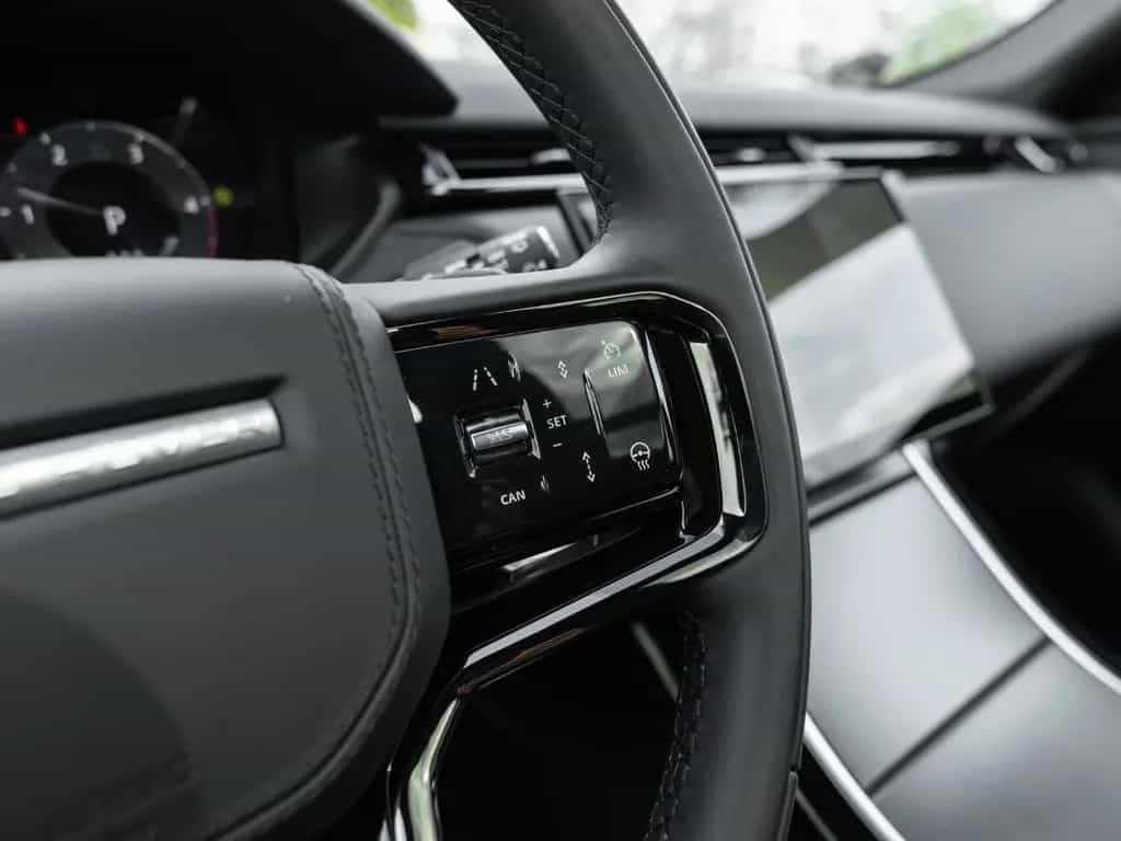 Land Rover Range Rover Rover Velar D300 Dynamic HSE PIXEL HUP 04/2025-photo-29