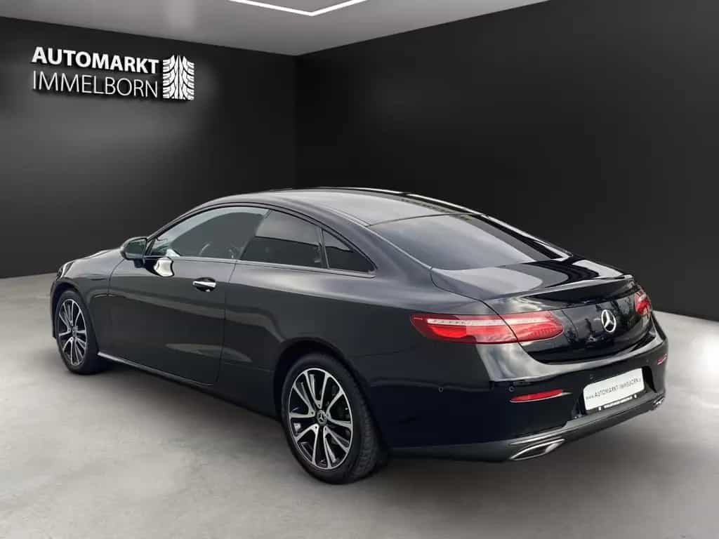 Mercedes-Benz E-Class Coupe Night*HUD*Wides*Multibeam*Comand*TW 05/2020-photo-2