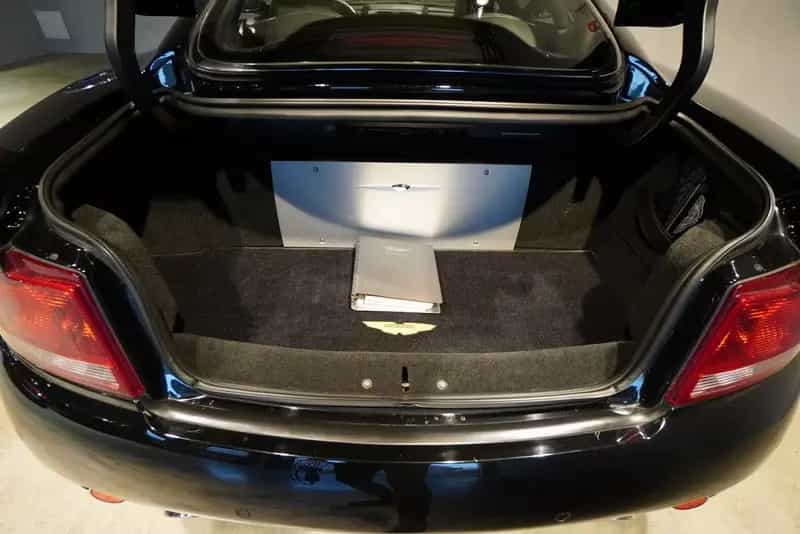 Aston Martin Vanquish V12*ufrei*39tkm*schwarz/schwarz*BRD 02/2004-photo-16