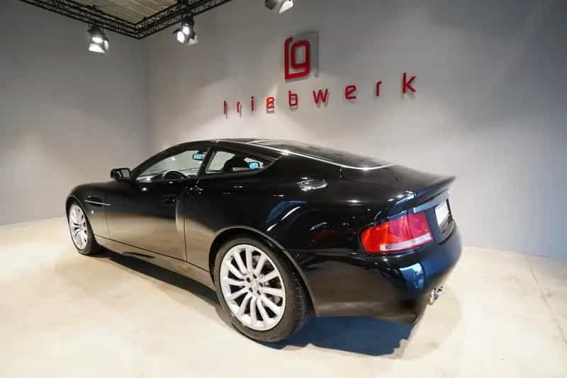 Aston Martin Vanquish V12*ufrei*39tkm*schwarz/schwarz*BRD 02/2004-photo-2