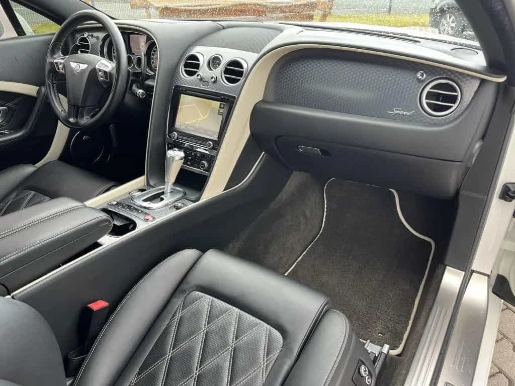 Bentley Continental GT Speed 06/2017-photo-12