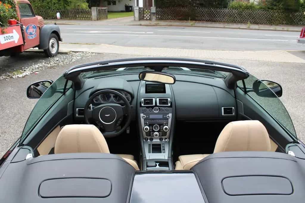 Aston Martin V8 Vantage Roadster 4.7l Sportshift Schön! 02/2012-photo-12