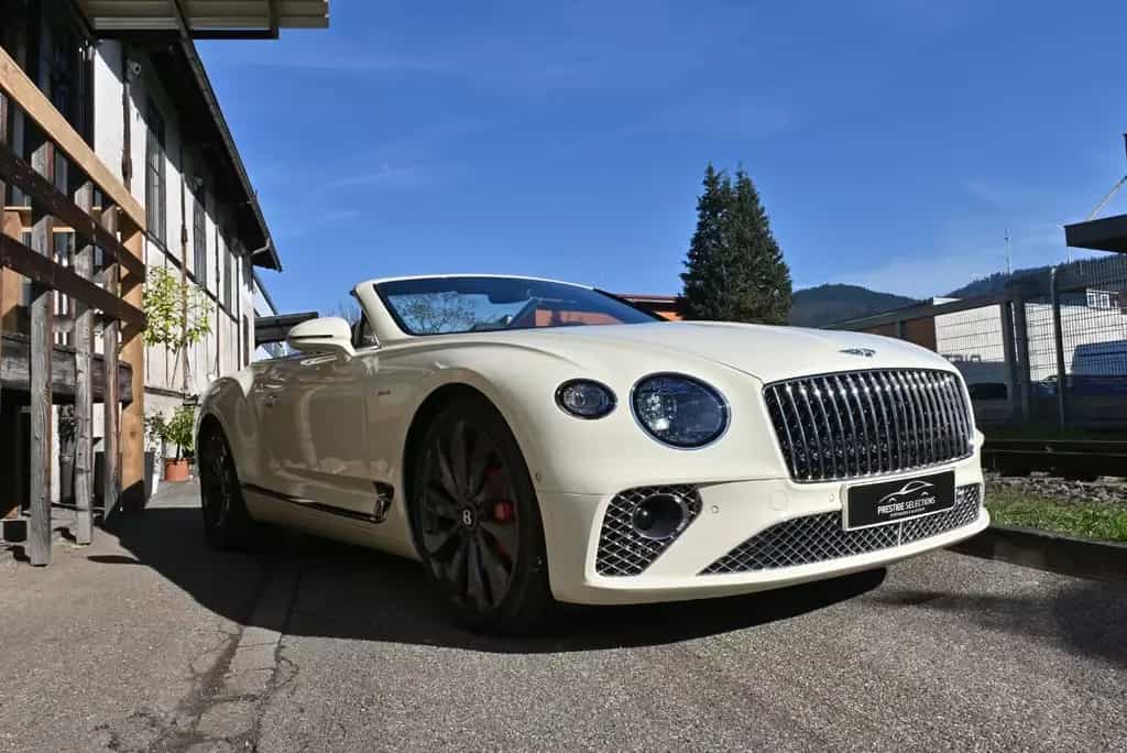 Bentley Continental GTC GTC V8 Azure/Voll!Neuwagen mit TZ!Einzelstück! 06/2024-photo-15