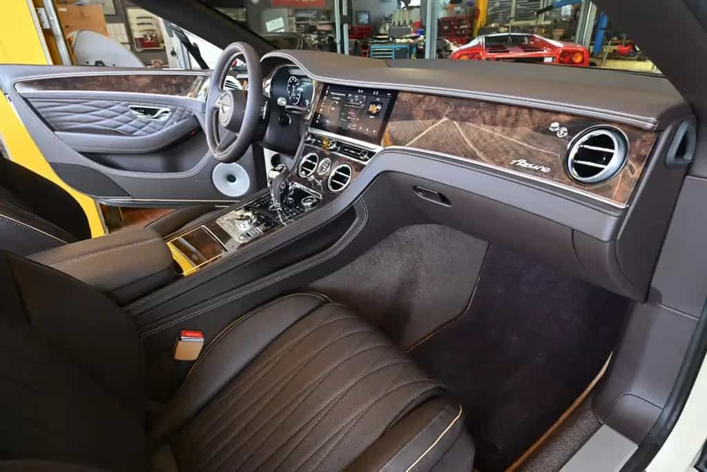 Bentley Continental GTC GTC V8 Azure/Voll!Neuwagen mit TZ!Einzelstück! 06/2024-photo-23