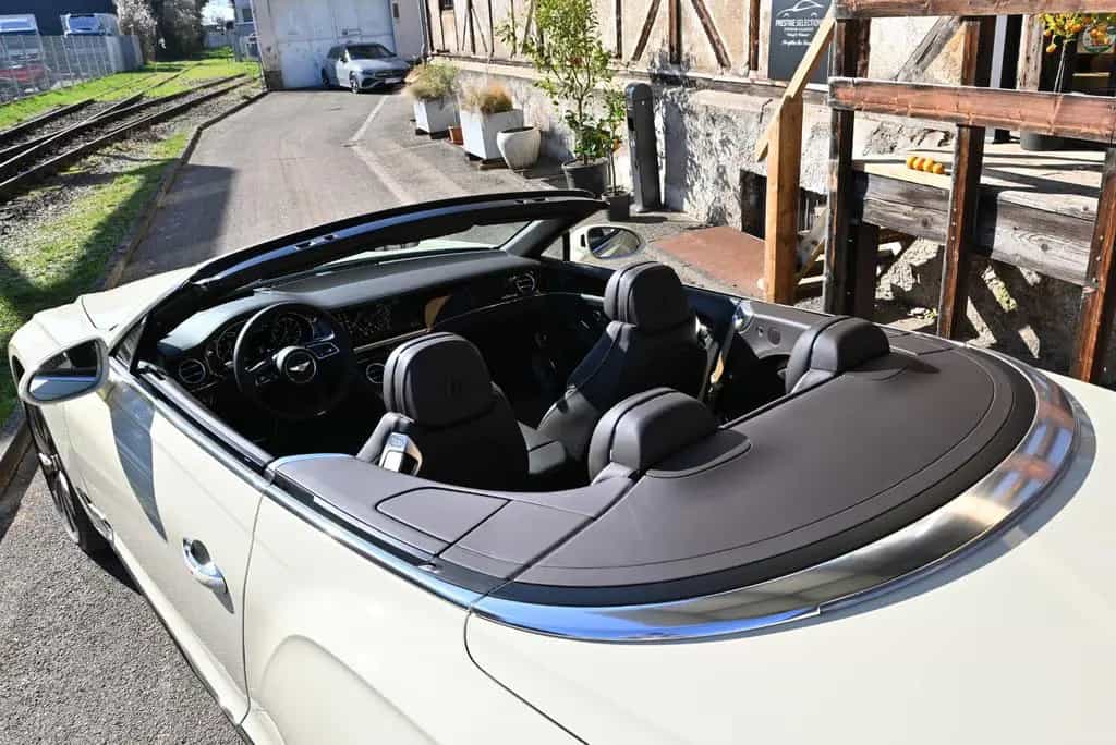 Bentley Continental GTC GTC V8 Azure/Voll!Neuwagen mit TZ!Einzelstück! 06/2024-photo-24