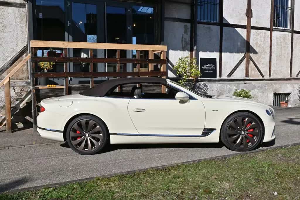 Bentley Continental GTC GTC V8 Azure/Voll!Neuwagen mit TZ!Einzelstück! 06/2024-photo-29