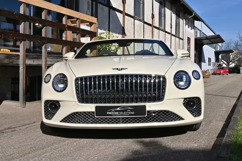 Bentley Continental GTC GTC V8 Azure/Voll!Neuwagen mit TZ!Einzelstück! 06/2024-photo-5