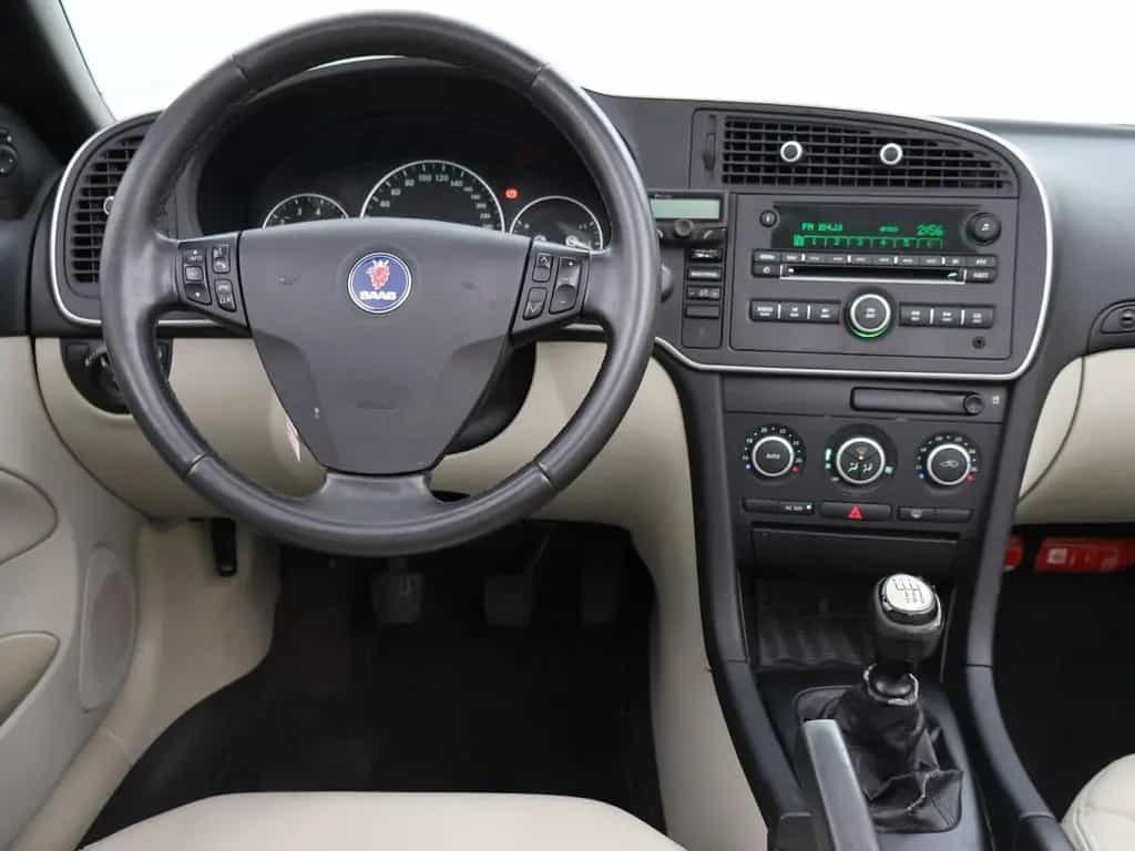 Saab 9-3 Cabrio 1.8t LINEAR 150 PK + LEDER / CRUISE / 05/2009-photo-2