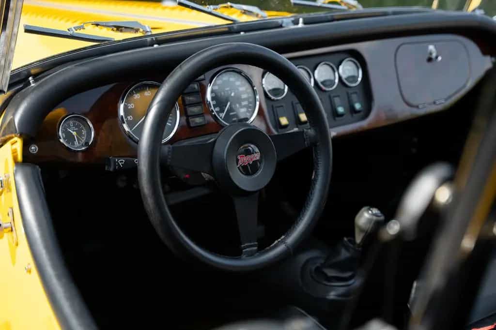 Morgan Plus 4 01/1996-photo-17