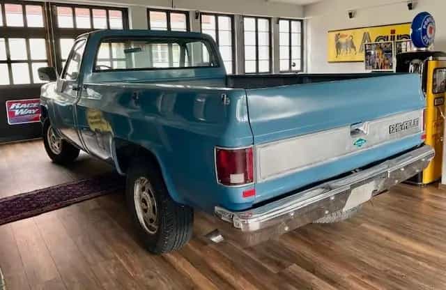 Chevrolet C1500 C2500 Pick Up V8 07/1986-photo-2