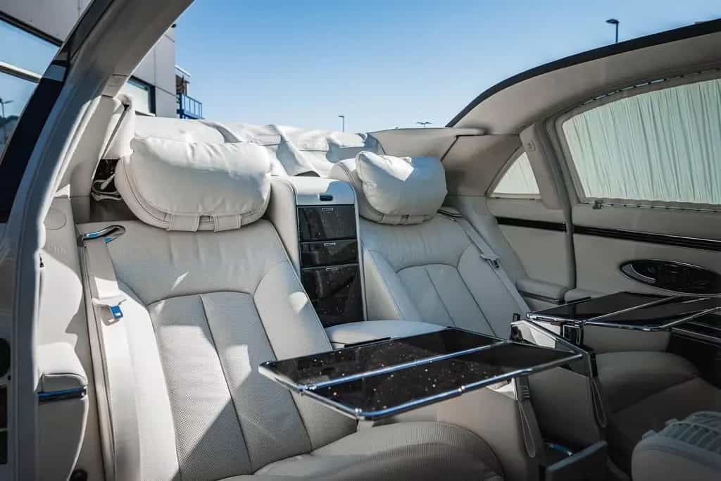 Maybach 62 S LANDAULET ONLY 240 KM - LIKE BRAND NEW CAR 09/2012-photo-13