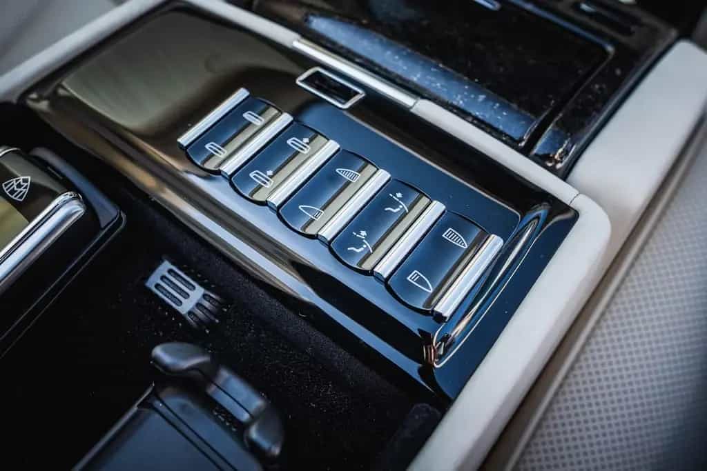 Maybach 62 S LANDAULET ONLY 240 KM - LIKE BRAND NEW CAR 09/2012-photo-19