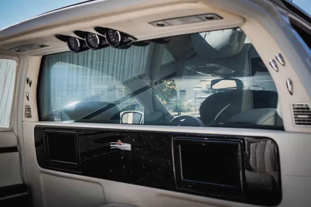 Maybach 62 S LANDAULET ONLY 240 KM - LIKE BRAND NEW CAR 09/2012-photo-31