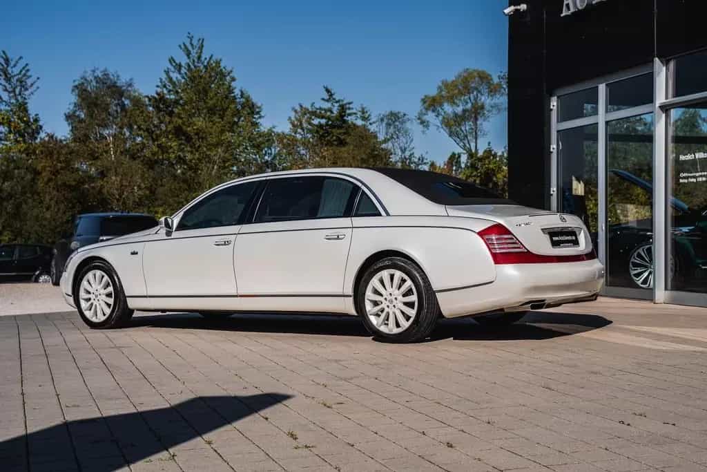 Maybach 62 S LANDAULET ONLY 240 KM - LIKE BRAND NEW CAR 09/2012-photo-43