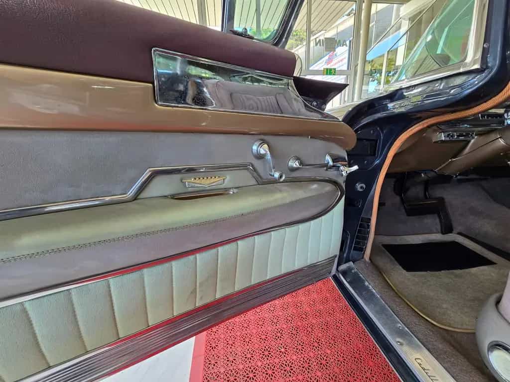 Cadillac Fleetwood Limousine Serie 60 "Traumzustand" 01/1957-photo-8