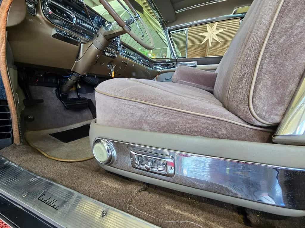 Cadillac Fleetwood Limousine Serie 60 "Traumzustand" 01/1957-photo-9