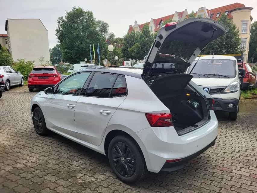 Skoda Fabia 1.5 TSI DSG SELECTION+ACC+VERKEHRSZEICHEN+ 05/2024-photo-7