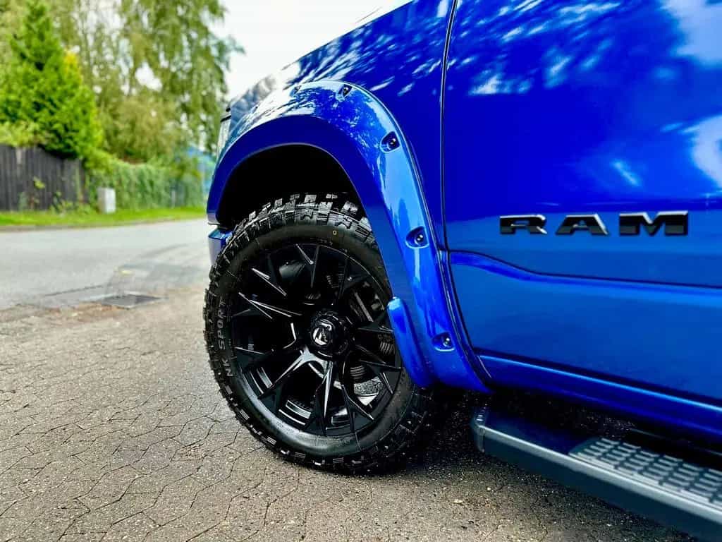 Dodge RAM 5,7L*4X4*OFF-ROAD*BÜGEL*AHK*NAVI*LED*GARANTIE* 07/2019-photo-20